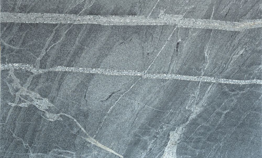 Brezza Grey